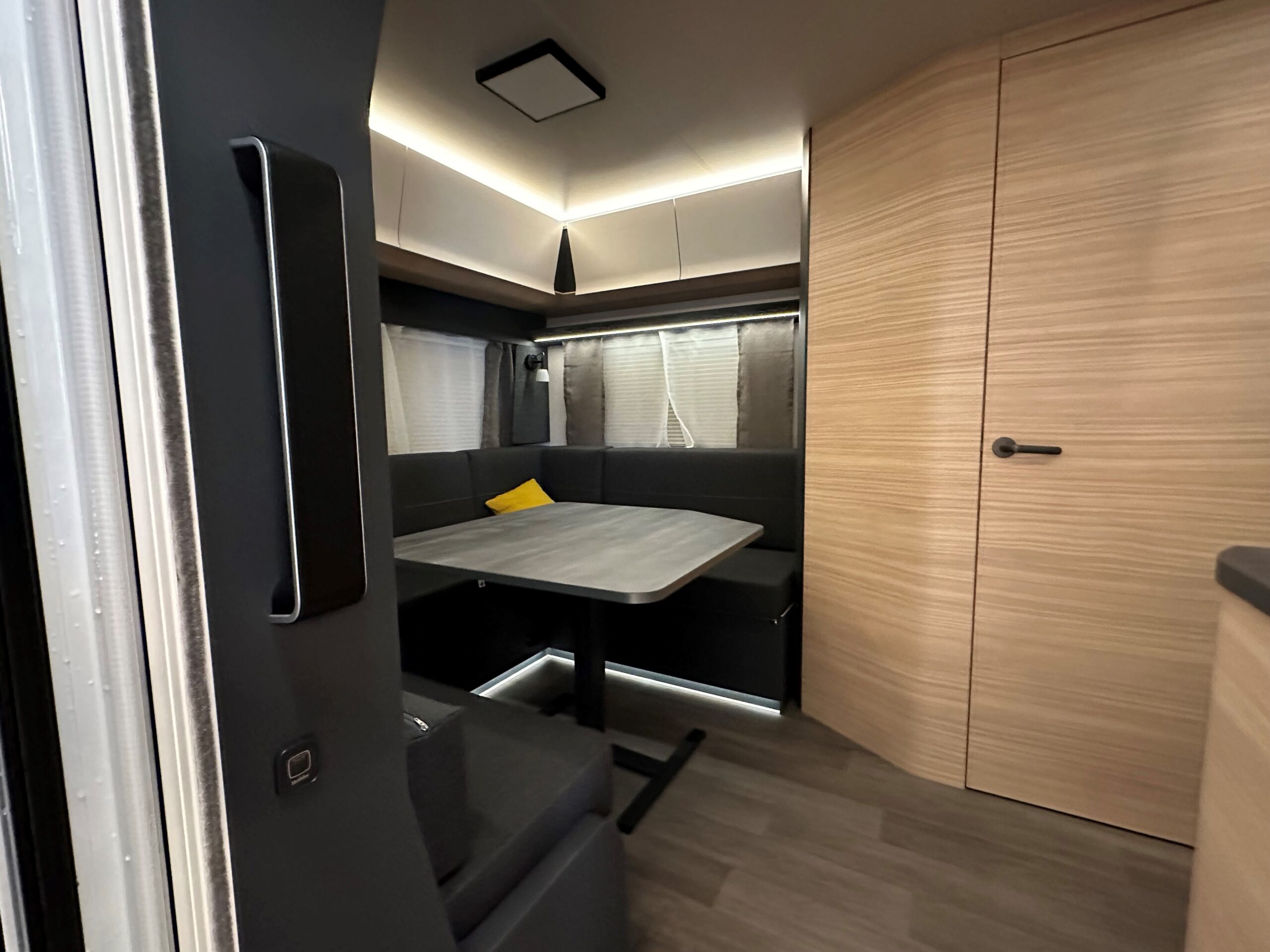 Przyczepa kempingowa Hobby MAXIA 585UL