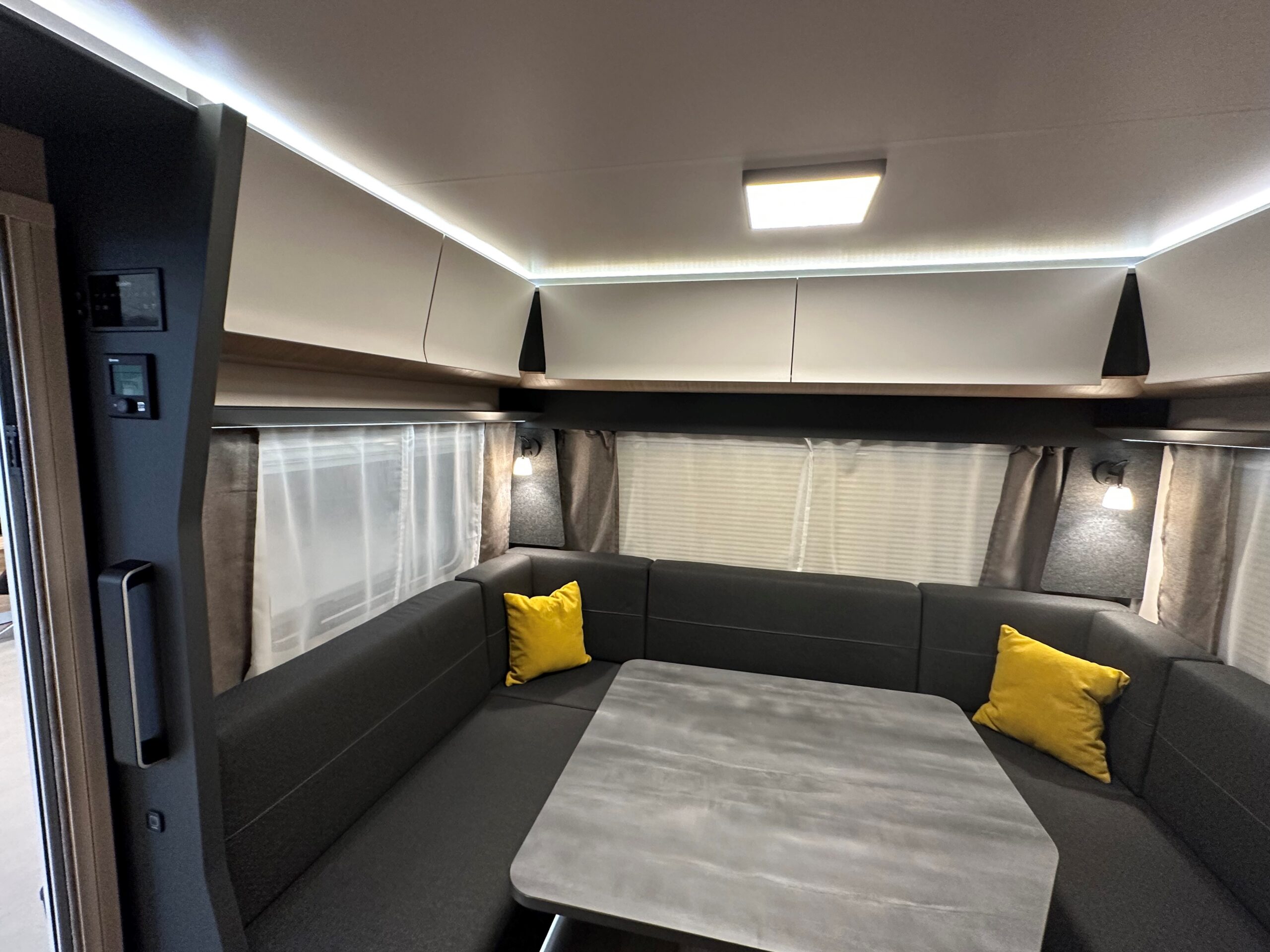 Przyczepa kempingowa Hobby MAXIA 585UL