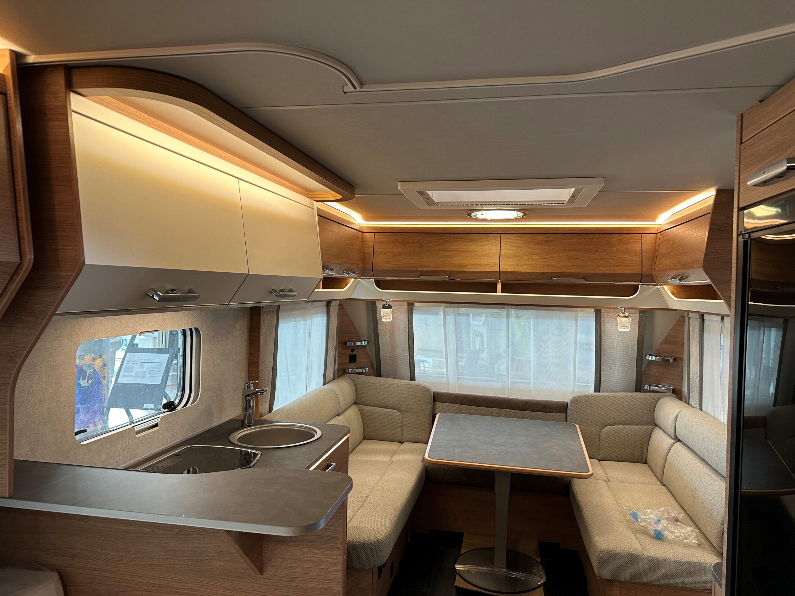 Przyczepa kempingowa TABBERT DA VINCI 560 HTD