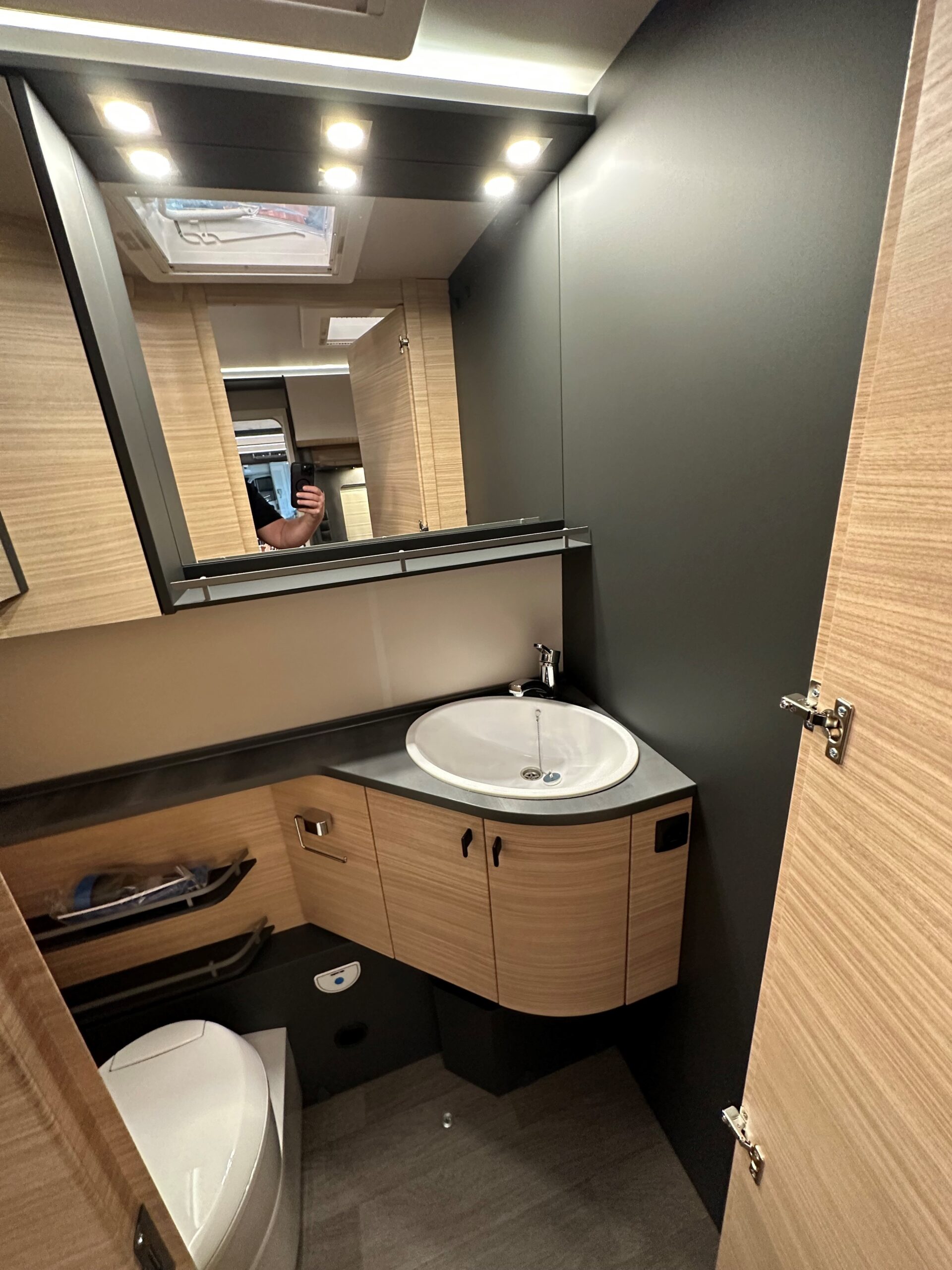 Przyczepa kempingowa Hobby MAXIA 585UL