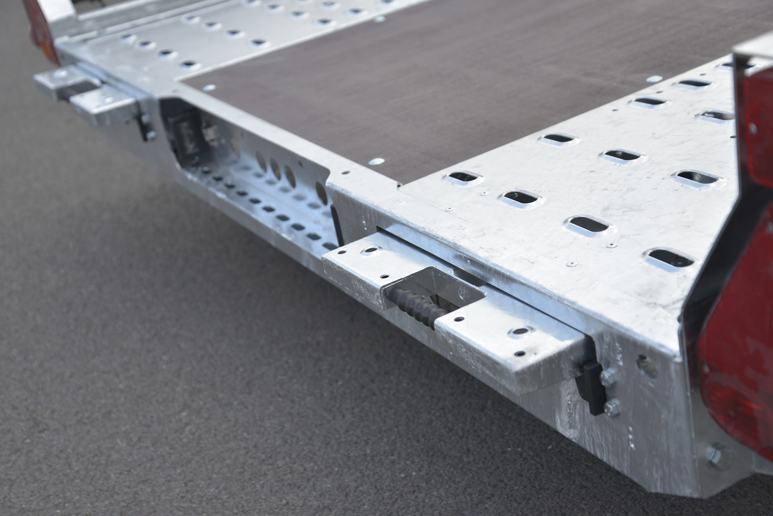 Laweta Brian James Trailers   A Transporter 4.5m x 2.0m