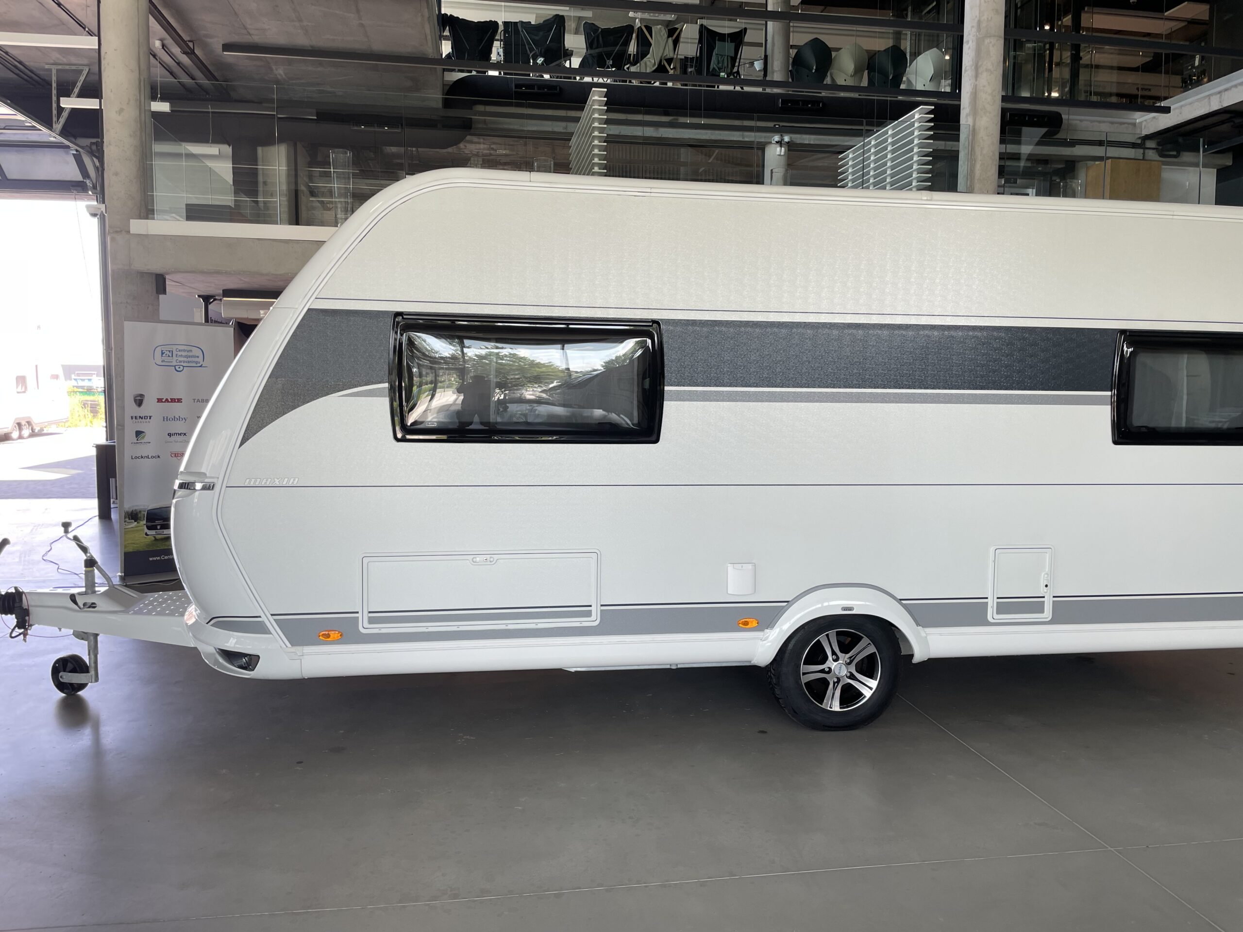 Przyczepa kempingowa Hobby 495 UL Maxia