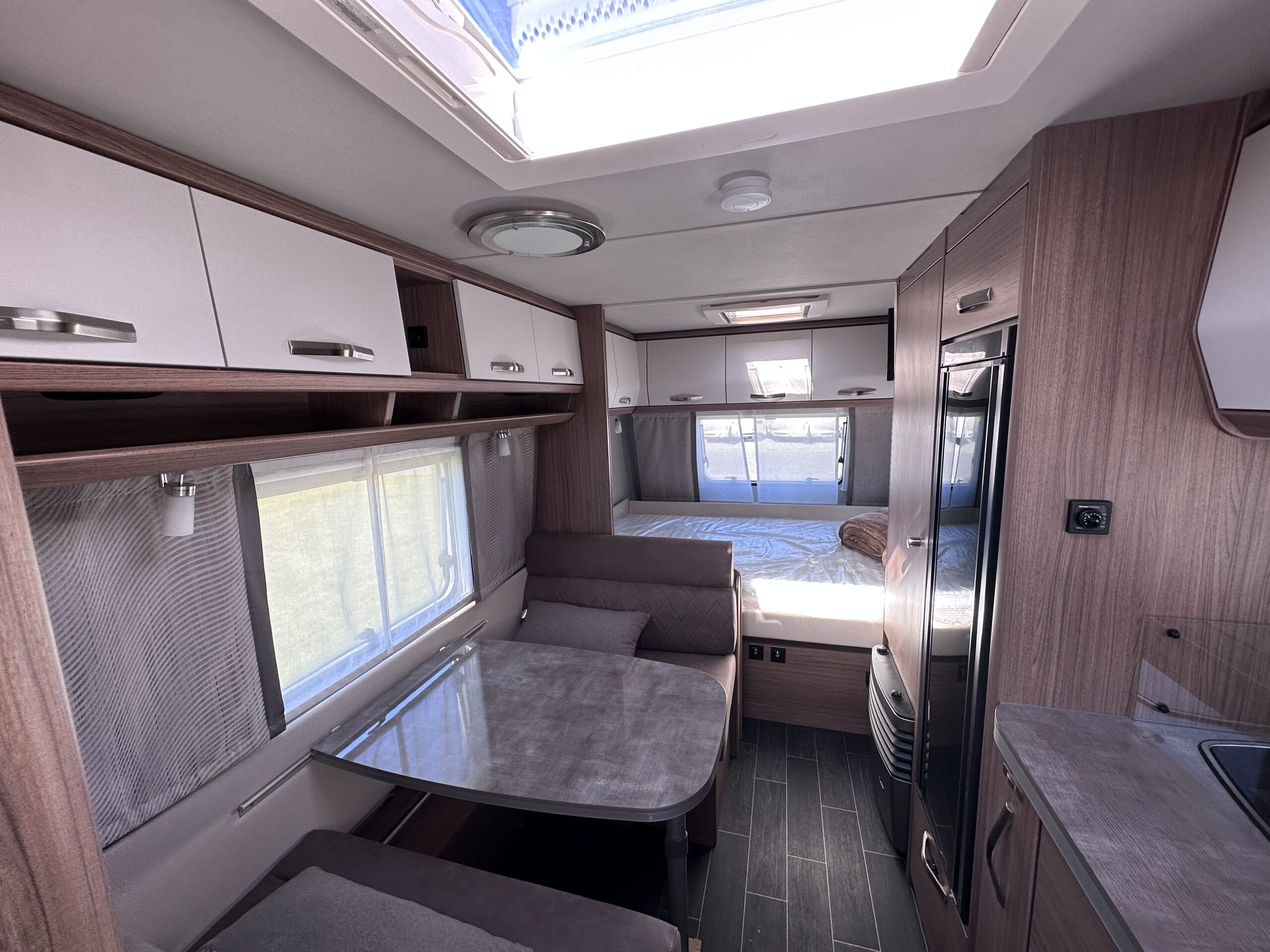 Przyczepa kempingowa Tabbert Rossini 490 DM