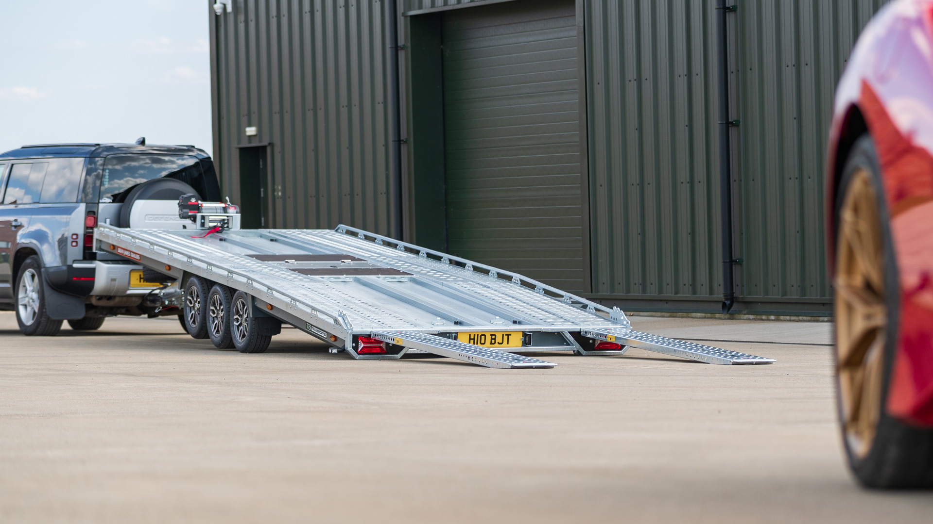 LAWETA BRIAN JAMES TRAILERS T Transporter, 5.0m x 2.24m, 3.5t, 10in wheels, 3 osie – 231-5022-35-3-10