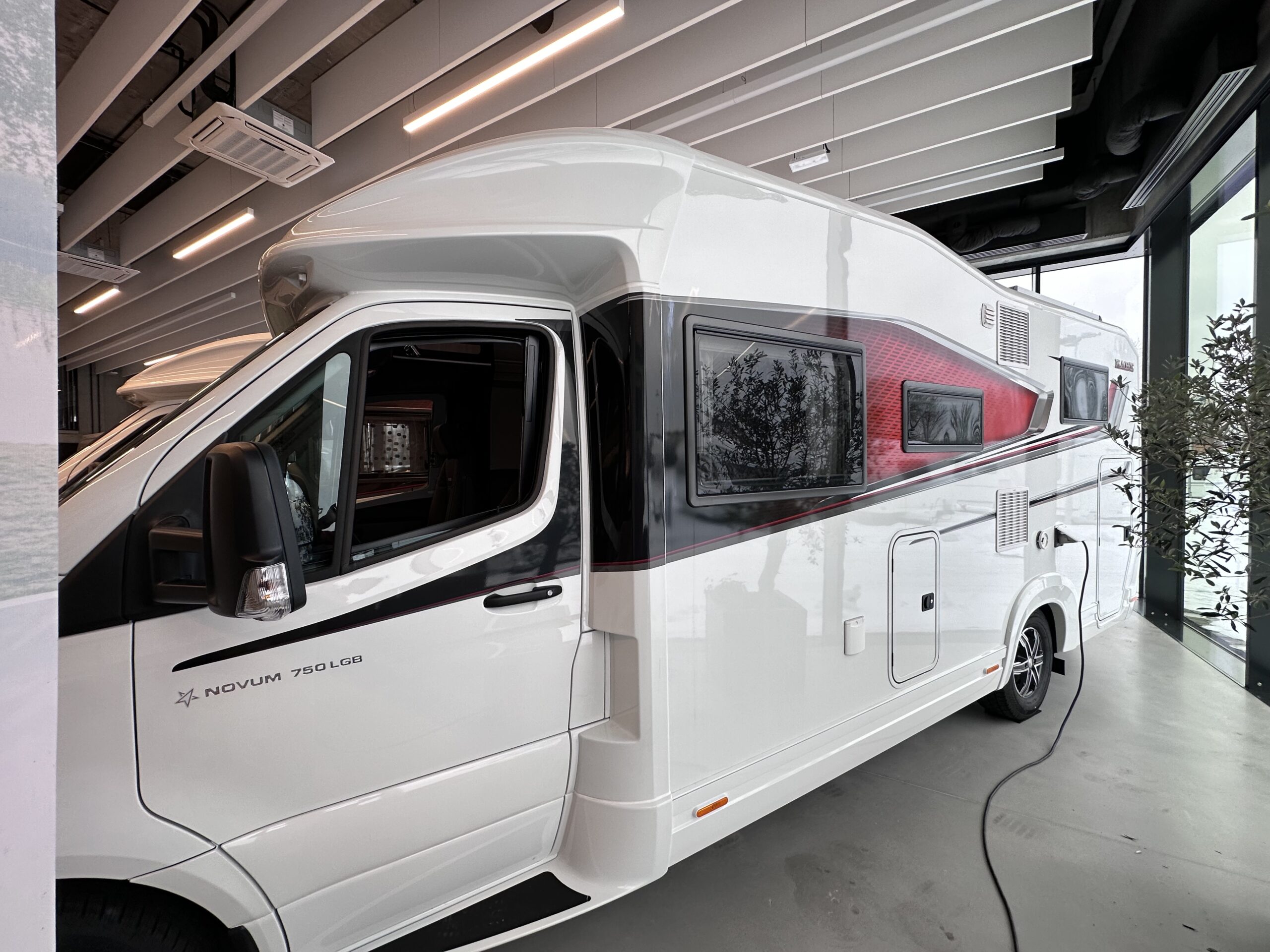 Kamper Kabe Novum 750 LGB