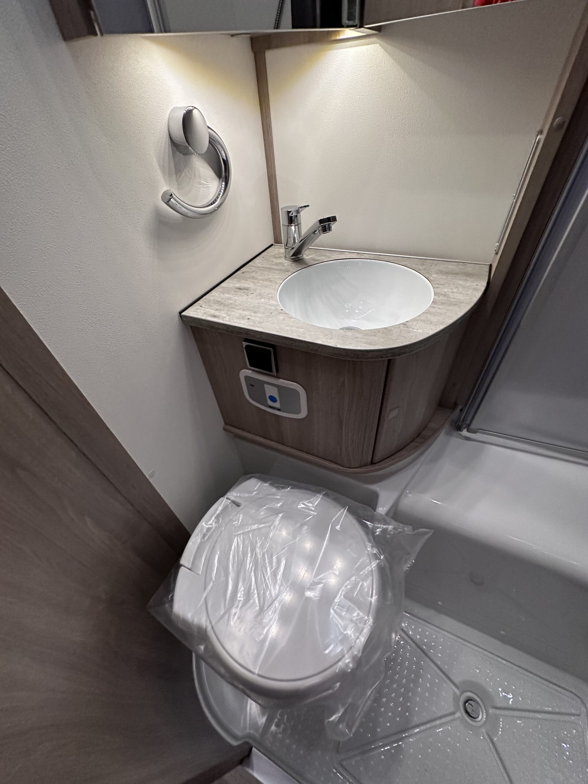 Kamper Kabe Novum 750 LGB