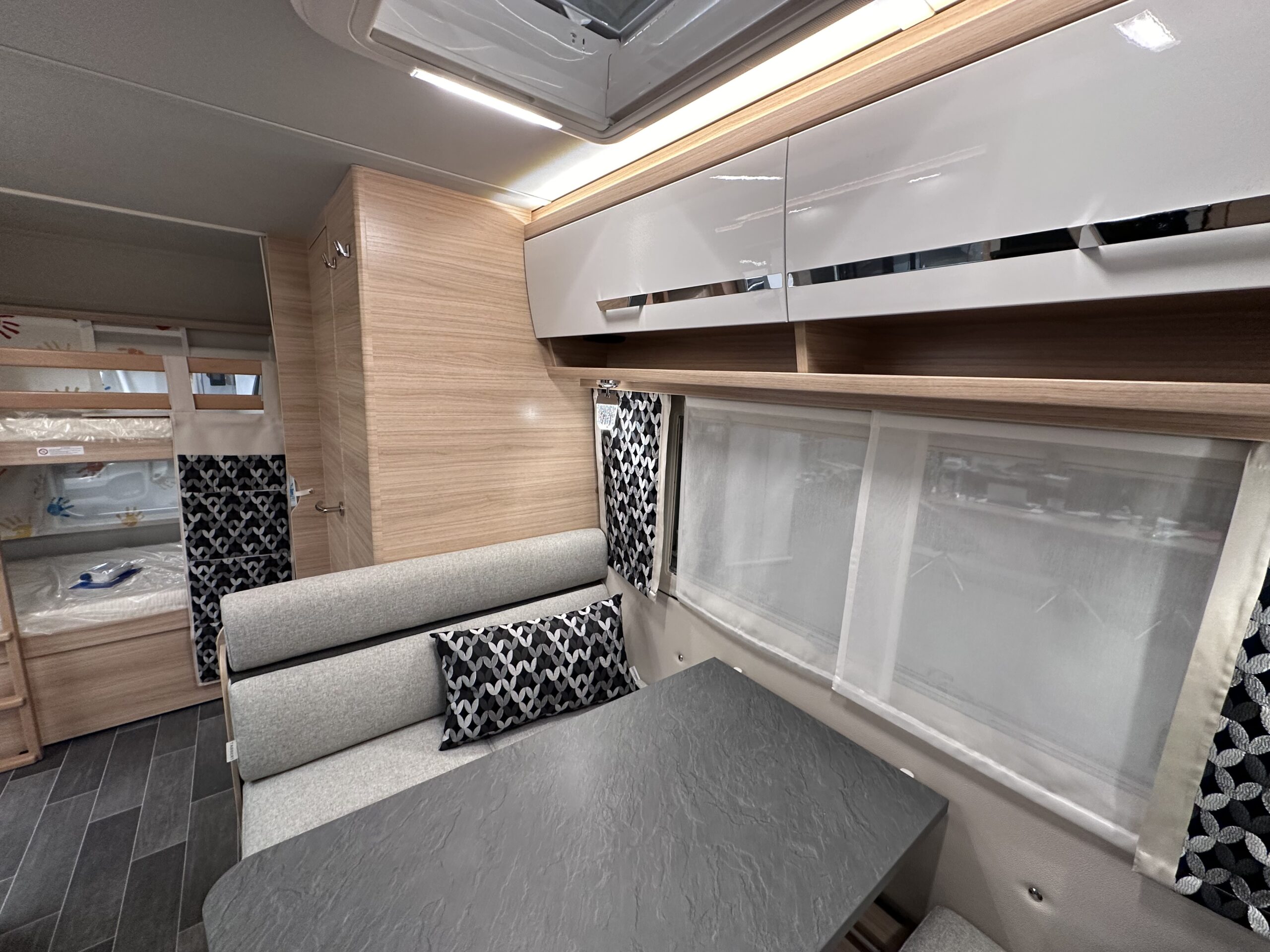 Przyczepa kempingowa Tabbert Vivaldi 560 EMK