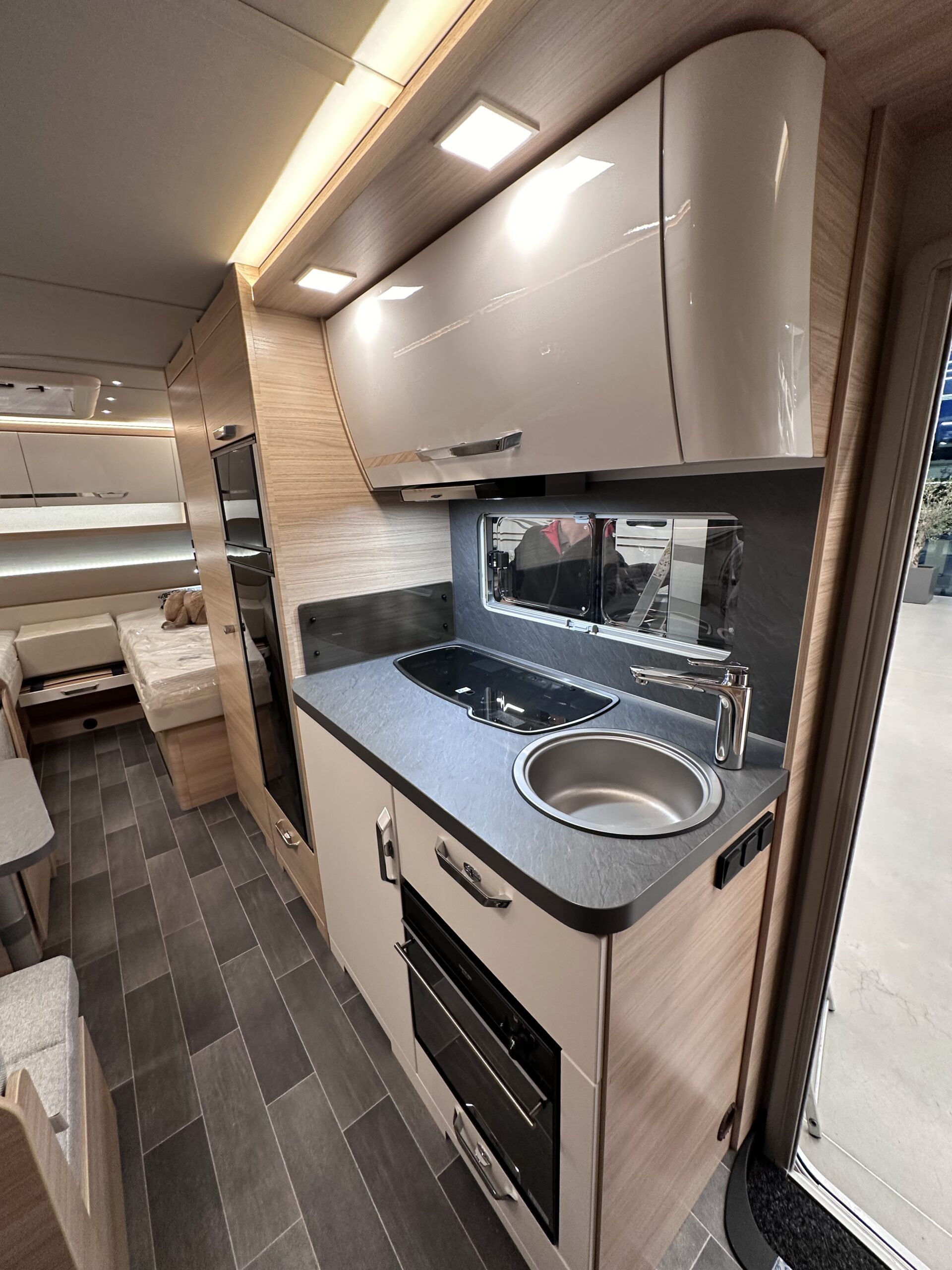 Przyczepa kempingowa Tabbert Vivaldi 560 EMK