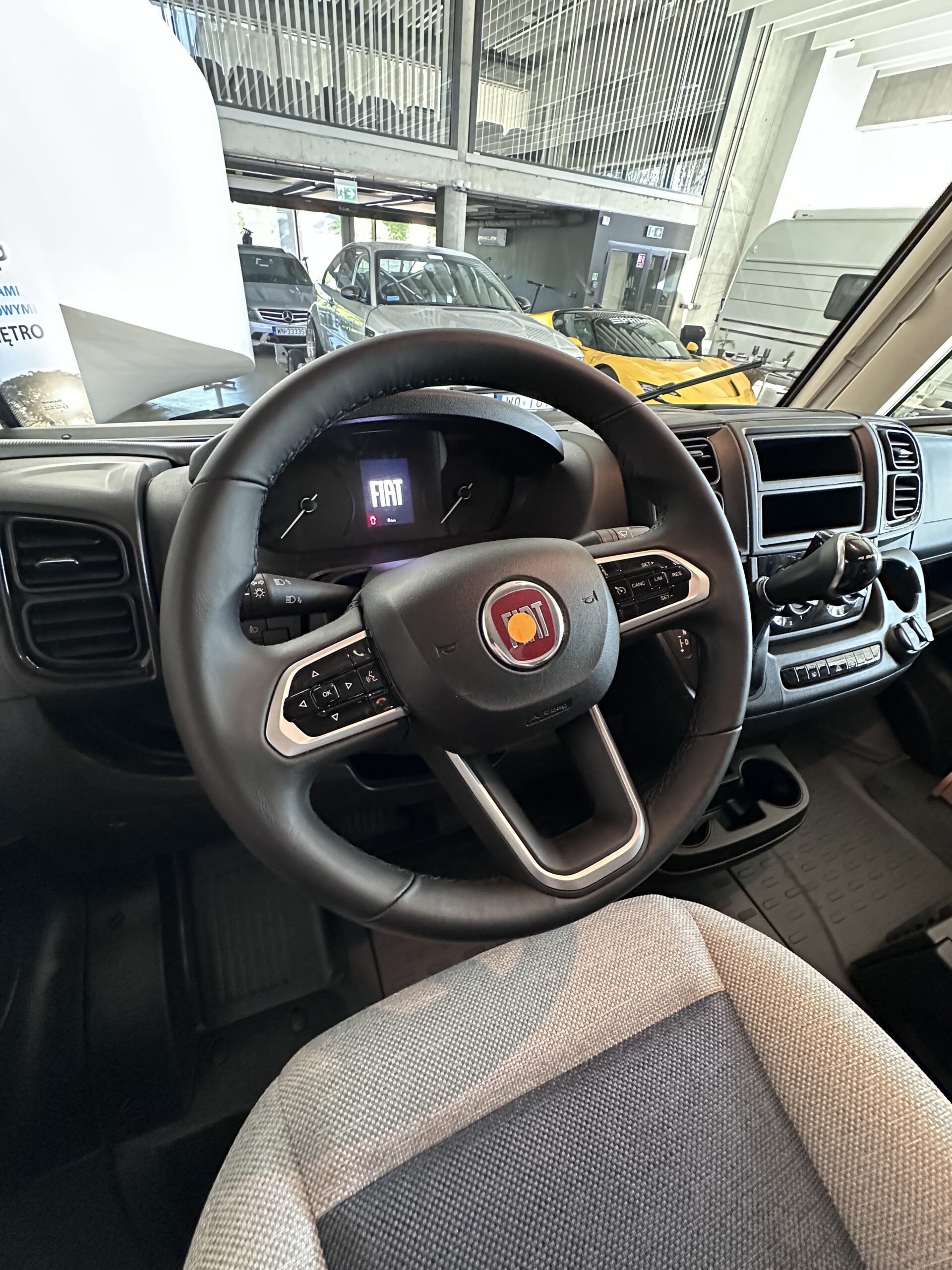 KAMPER WEINSBERG CARACORE 700MEG