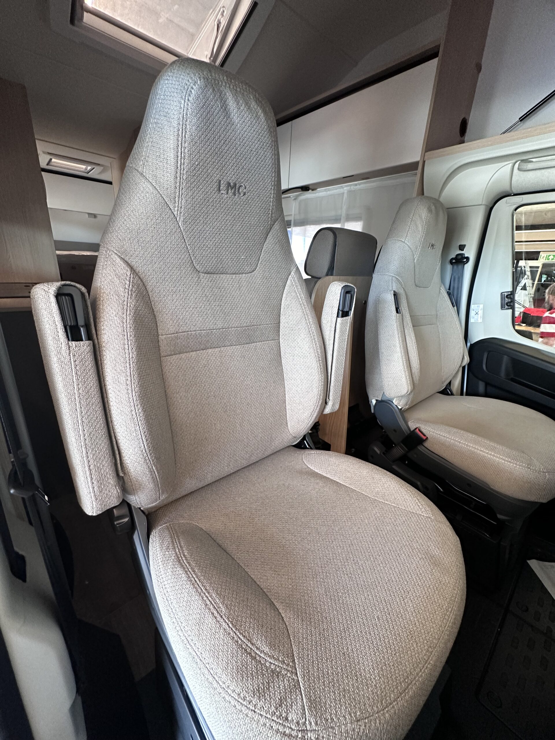 KAMPER LMC Tourer A690