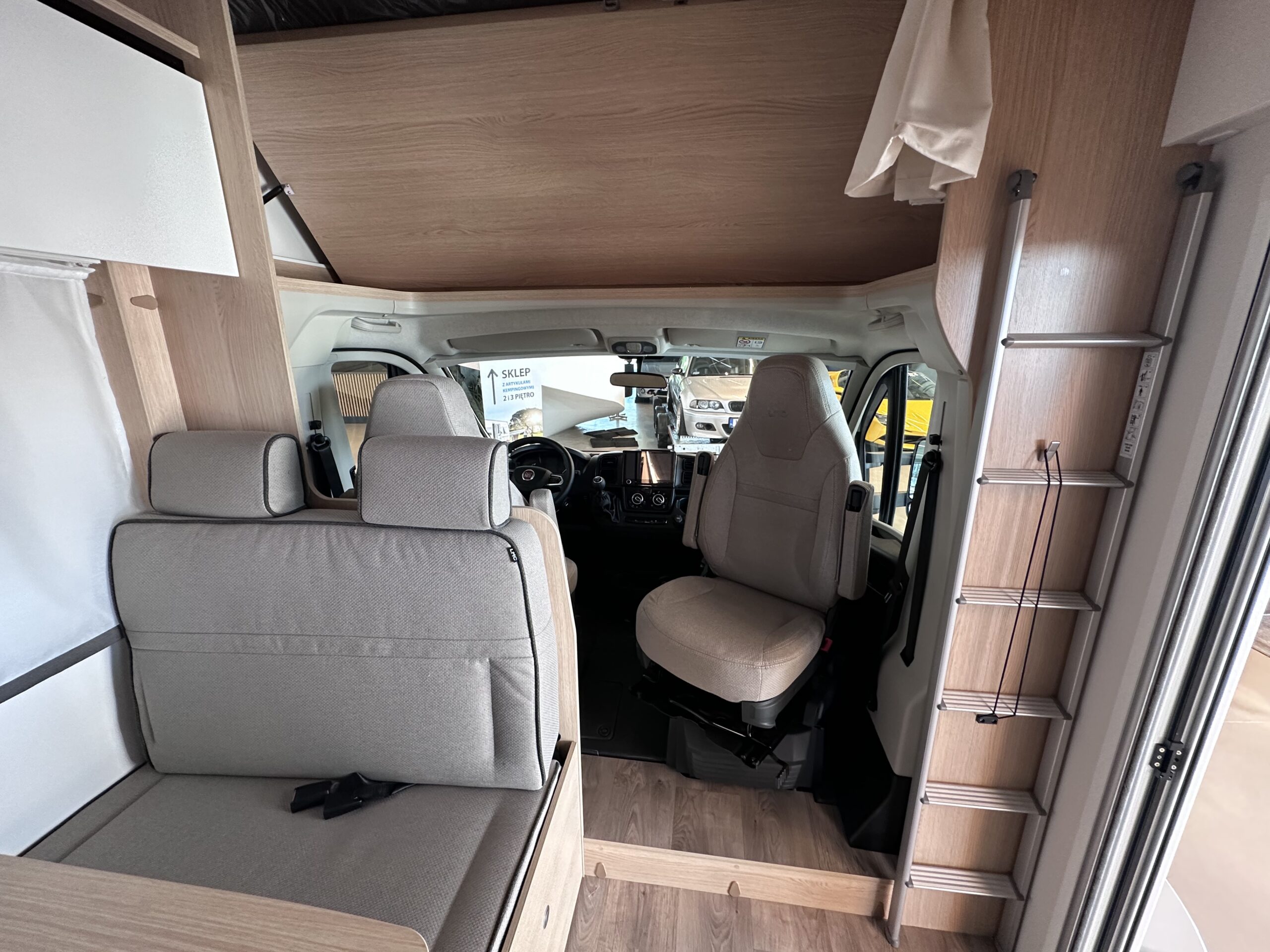 KAMPER LMC Tourer A690