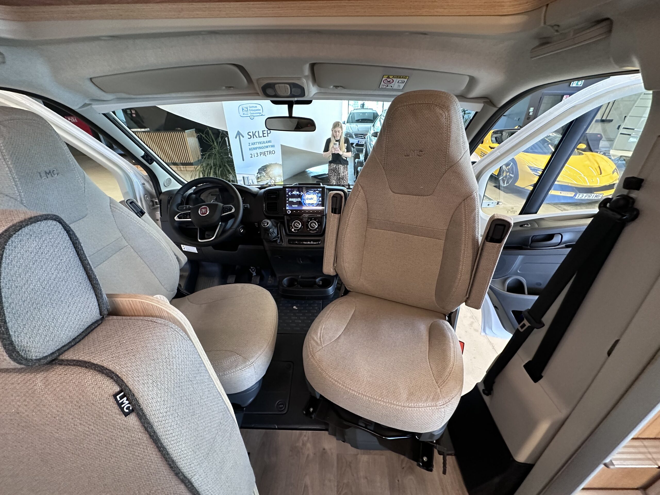 KAMPER LMC Tourer A690