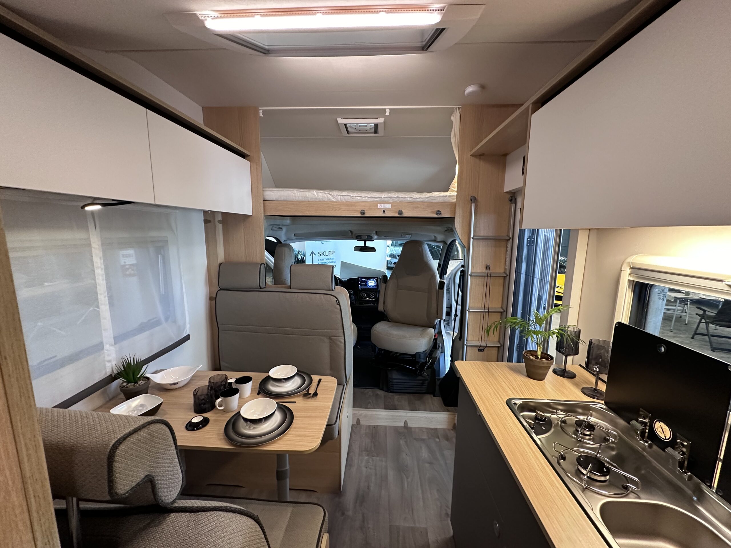 KAMPER LMC Tourer A690