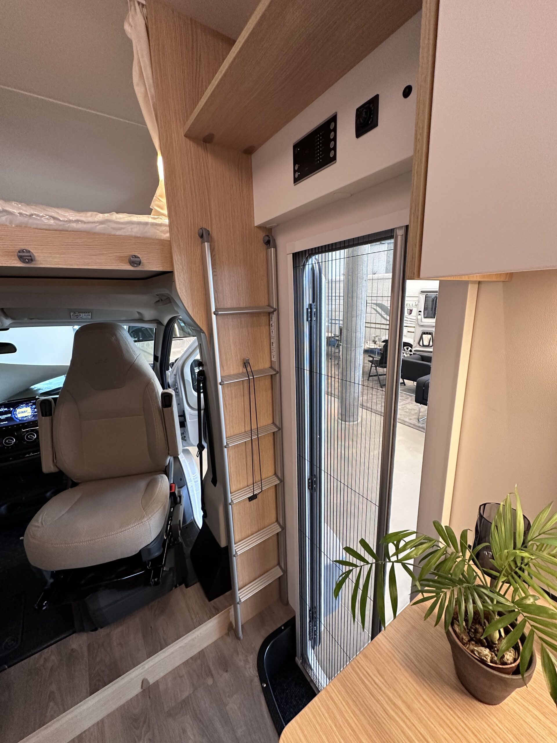 KAMPER LMC Tourer A690