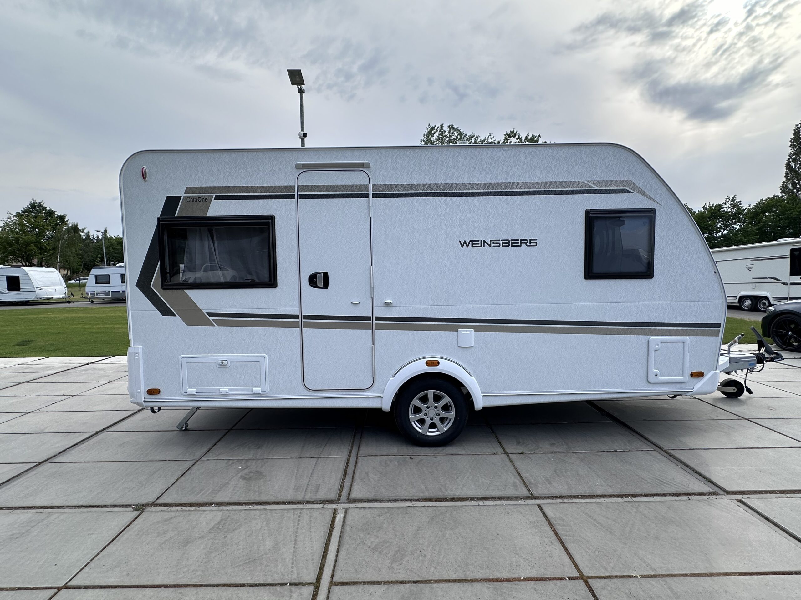 Przyczepa kempingowa WEINSBERG CaraOne 450 FU