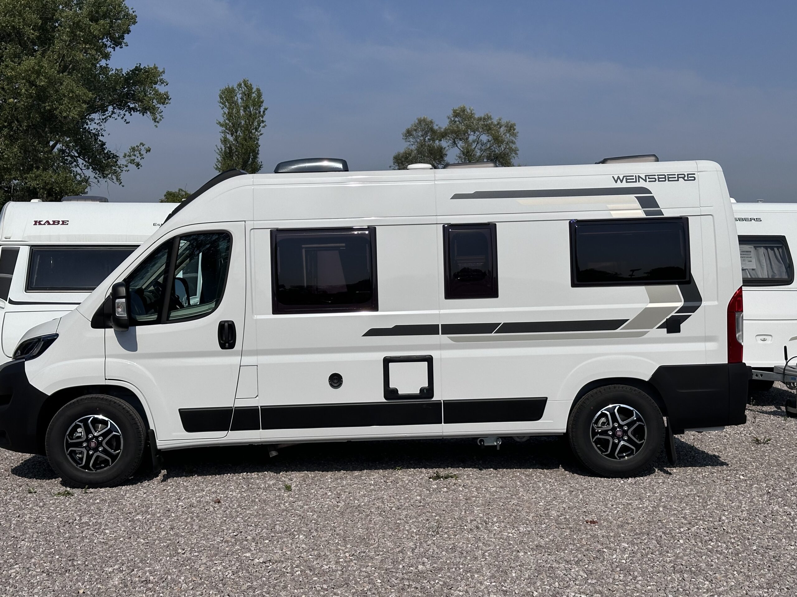 Kamper Weinsberg Cara Tour 600 ME