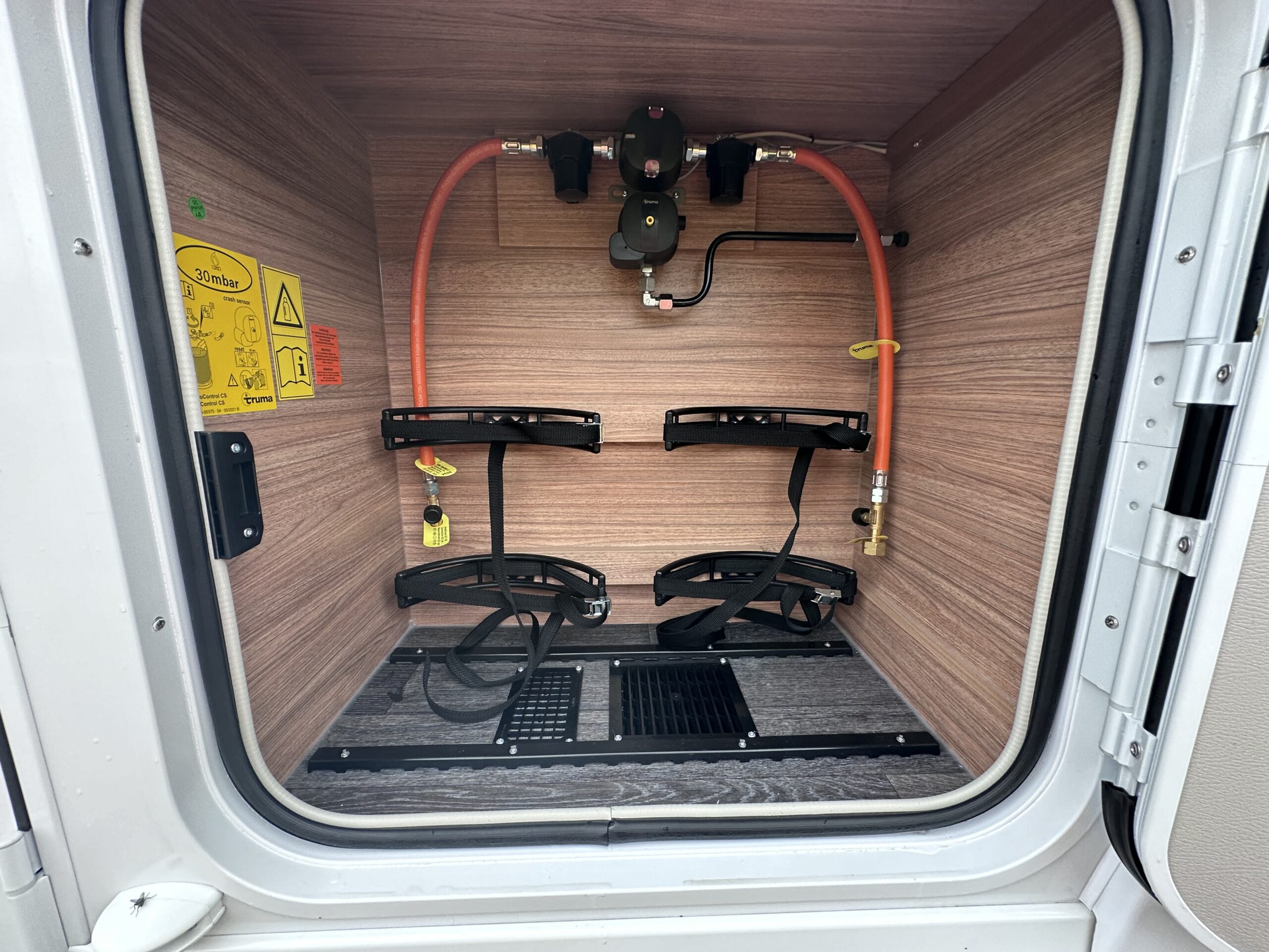 Kamper Weinsberg CaraSuite 650MF