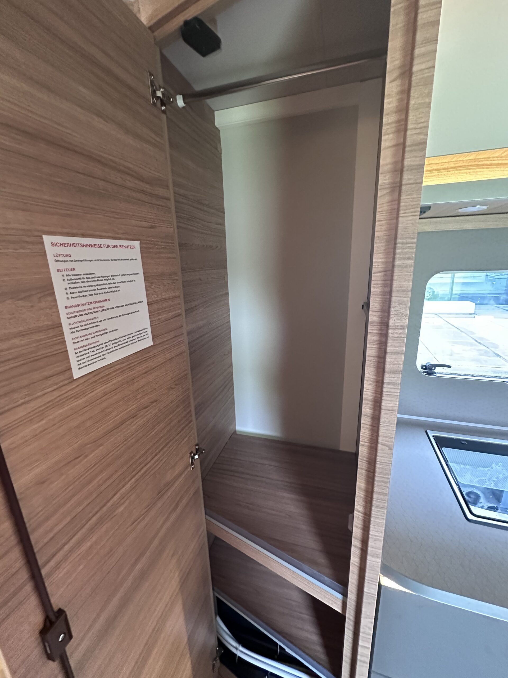 Kamper Weinsberg CaraSuite 650MF