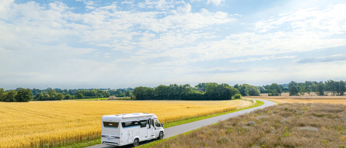 Jak poruszać się kamperem na autostradzie, aby bezpiecznie dotrzeć do celu?