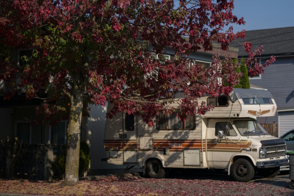 Ogrzewanie w kamperze jesienią - jak przygotować się na chłodniejsze dni i noce