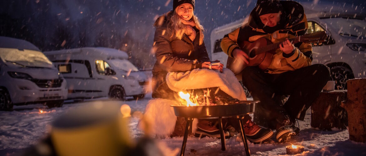 Bezpieczne nocowanie kamperem zimą. Jak to zrobić?