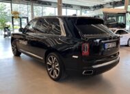 Rolls-Royce Cullinan 6.8 SUV