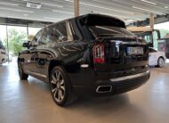 Rolls-Royce Cullinan 6.8 SUV