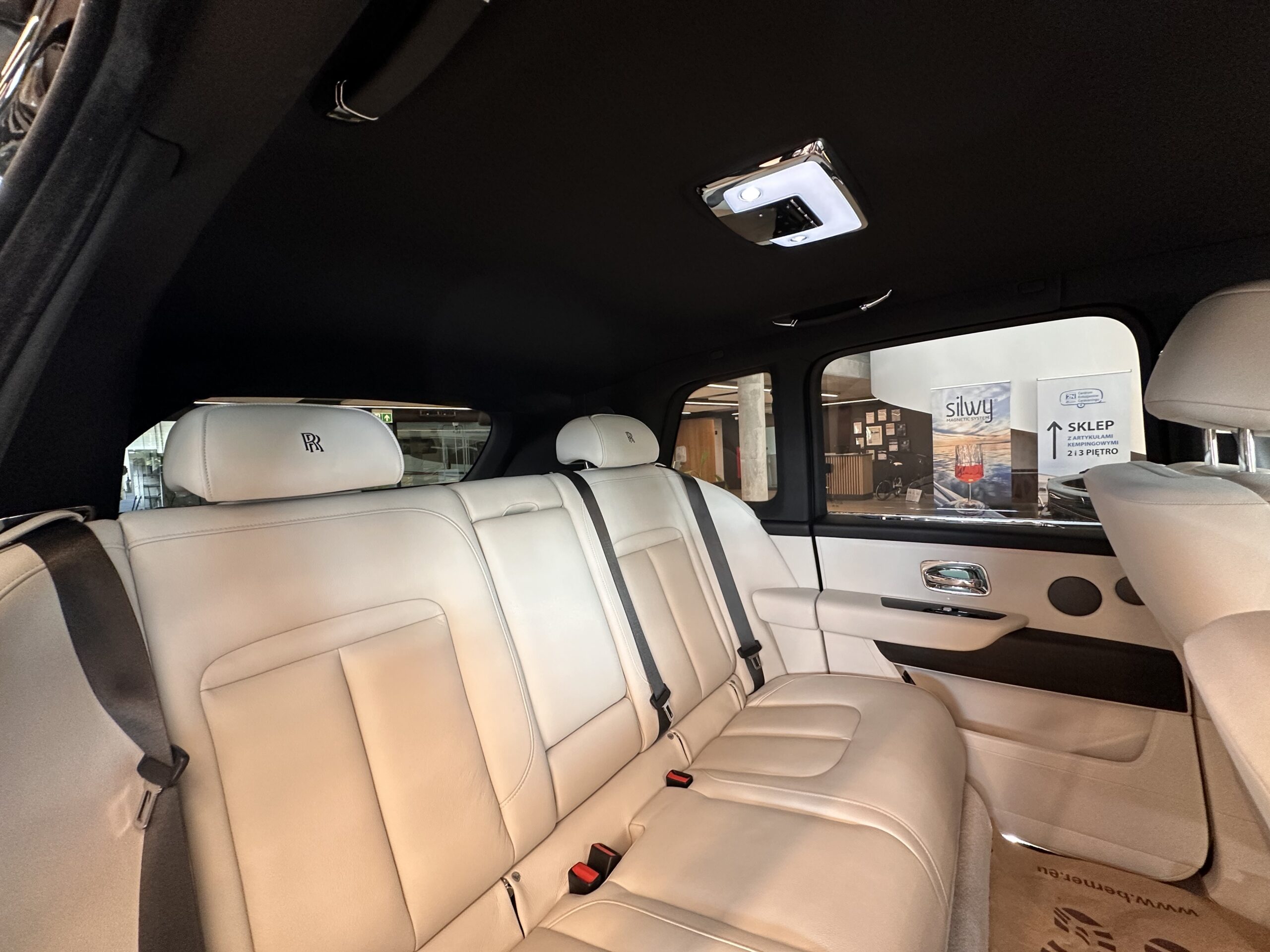 Rolls-Royce Cullinan 6.8 SUV