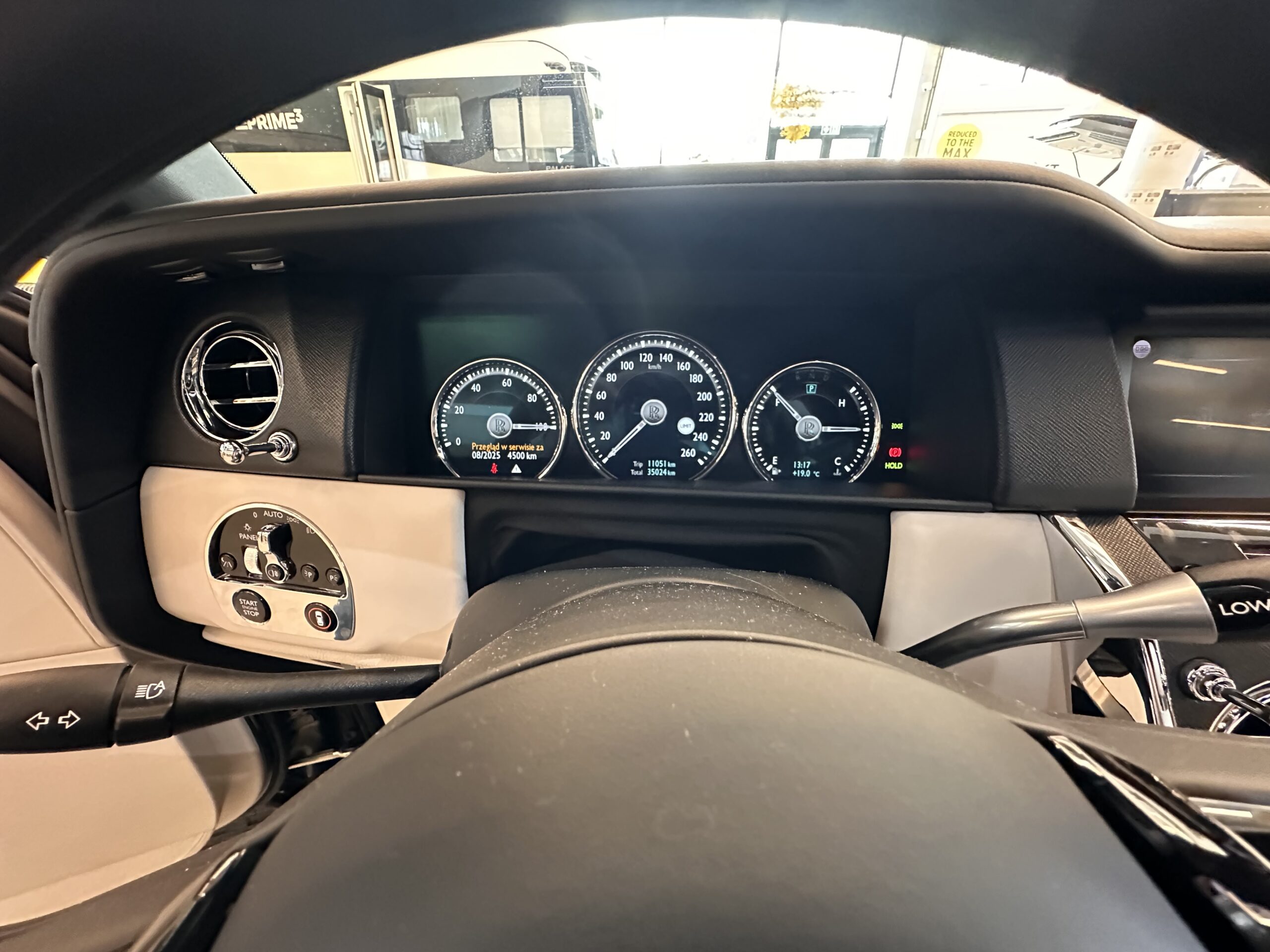 Rolls-Royce Cullinan 6.8 SUV