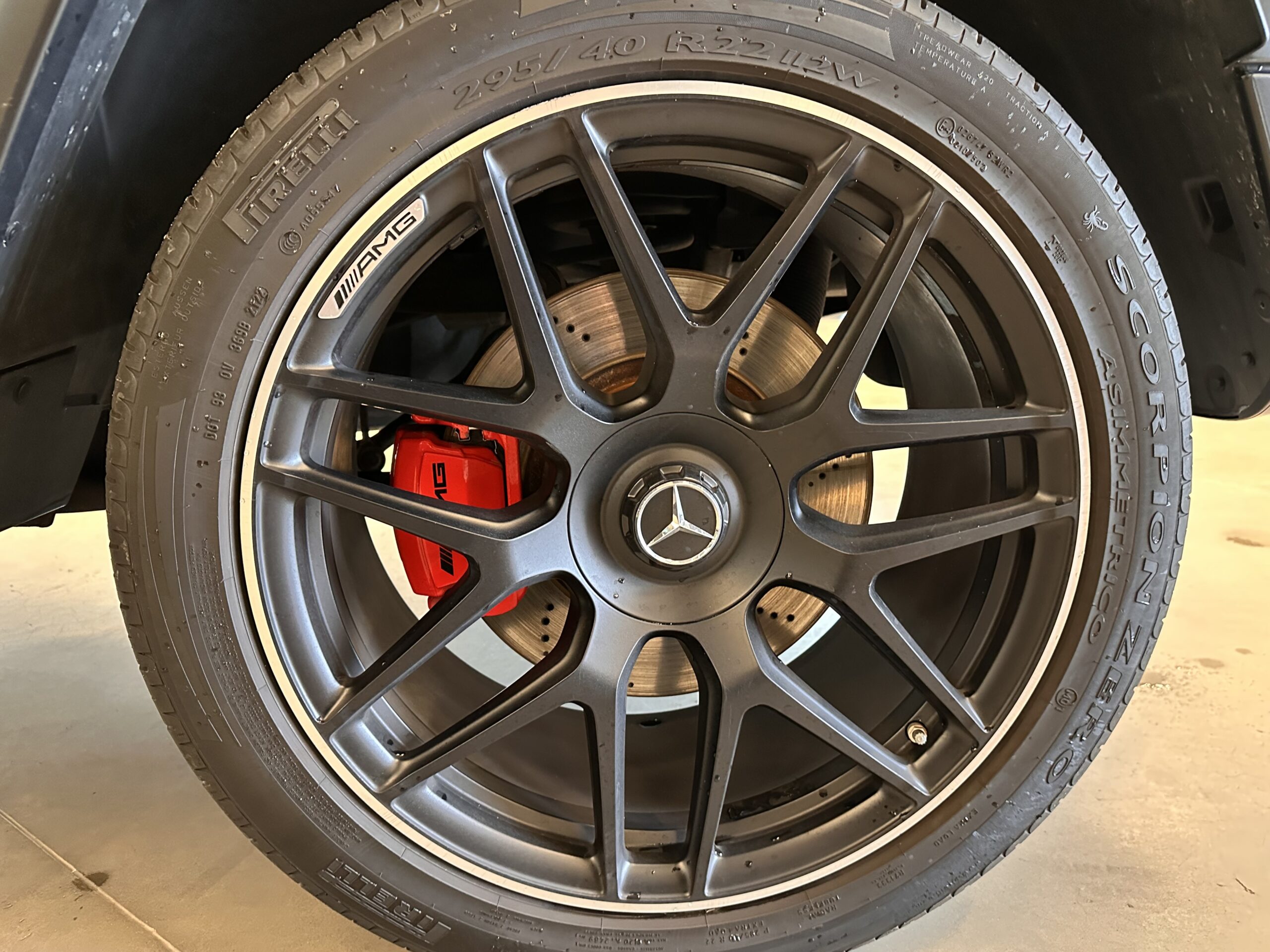 Mercedes-Benz Klasa G W464 4.0 G63 AMG 4MATIC 585 KM GREEN HELLO MAGNO