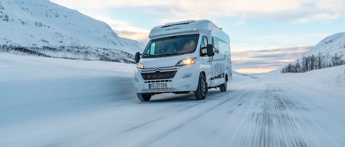 Zimowe opony do kampera – jakie wybrać i dlaczego to ważne?