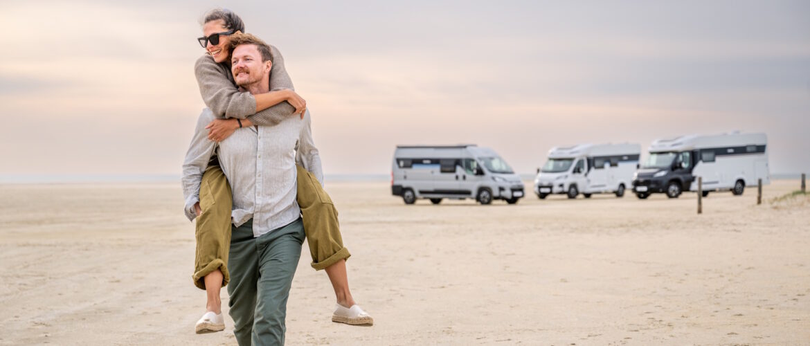 Caravaning jako styl życia – dlaczego coraz więcej osób wybiera dom na kołach