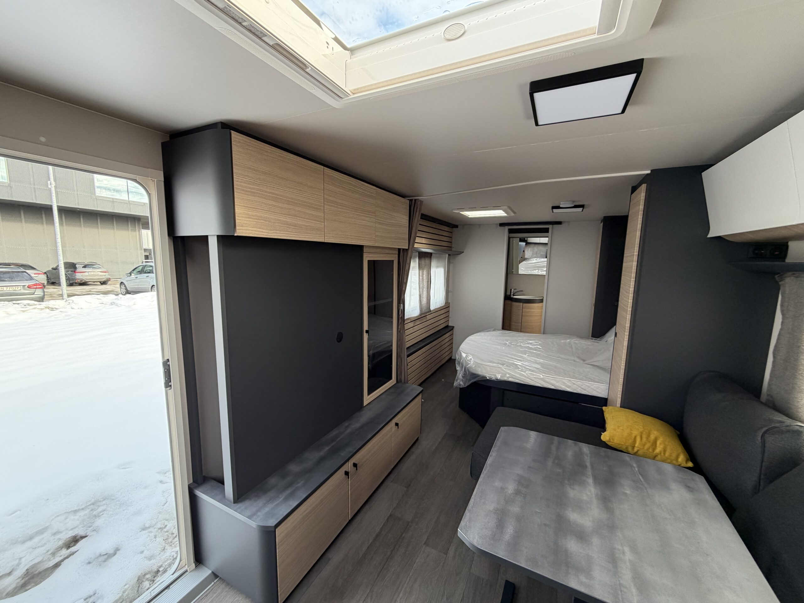 PRZYCZEPA KEMPINGOWA HOBBY MAXIA 660 WQM