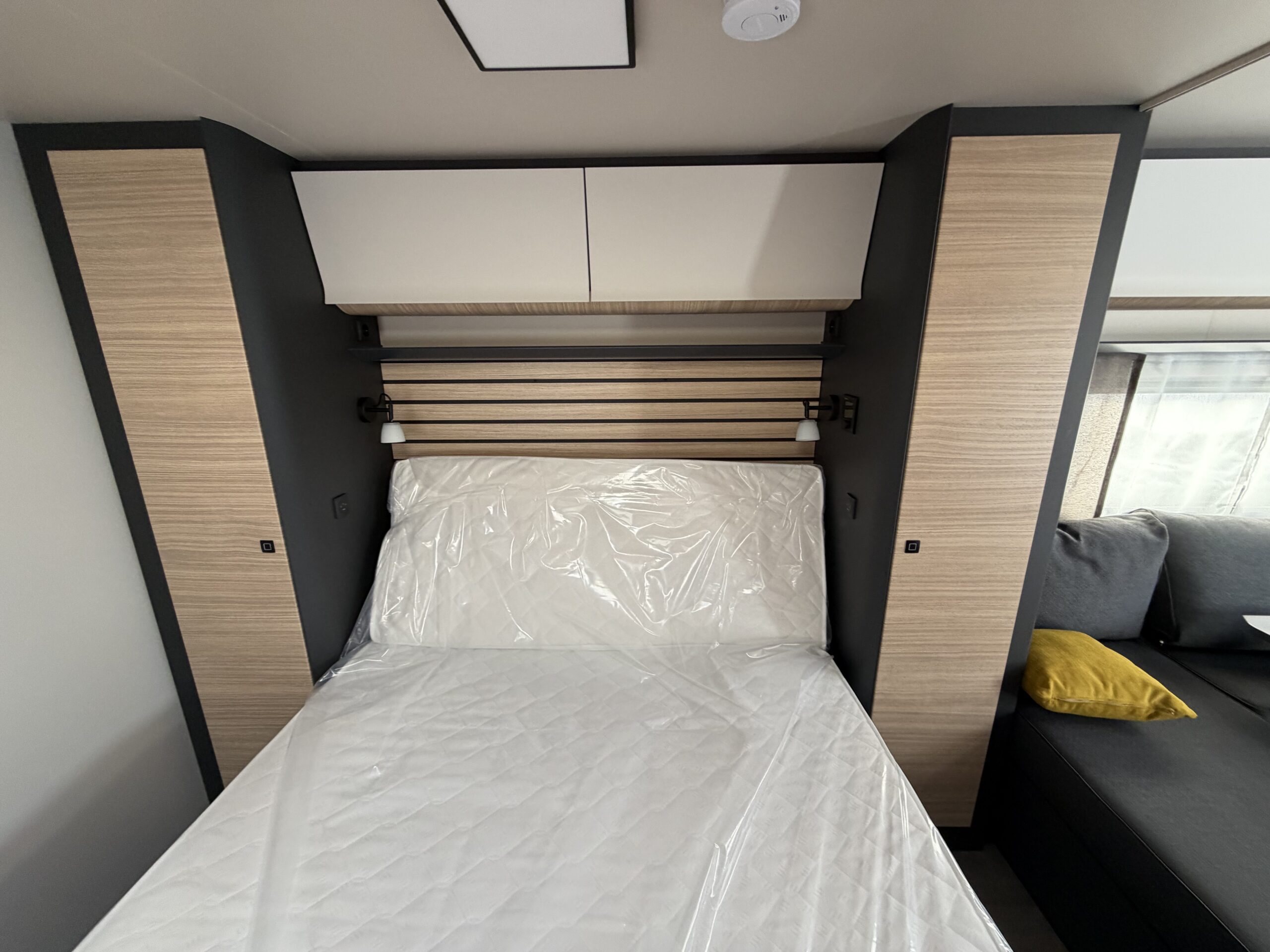 PRZYCZEPA KEMPINGOWA HOBBY MAXIA 660 WQM