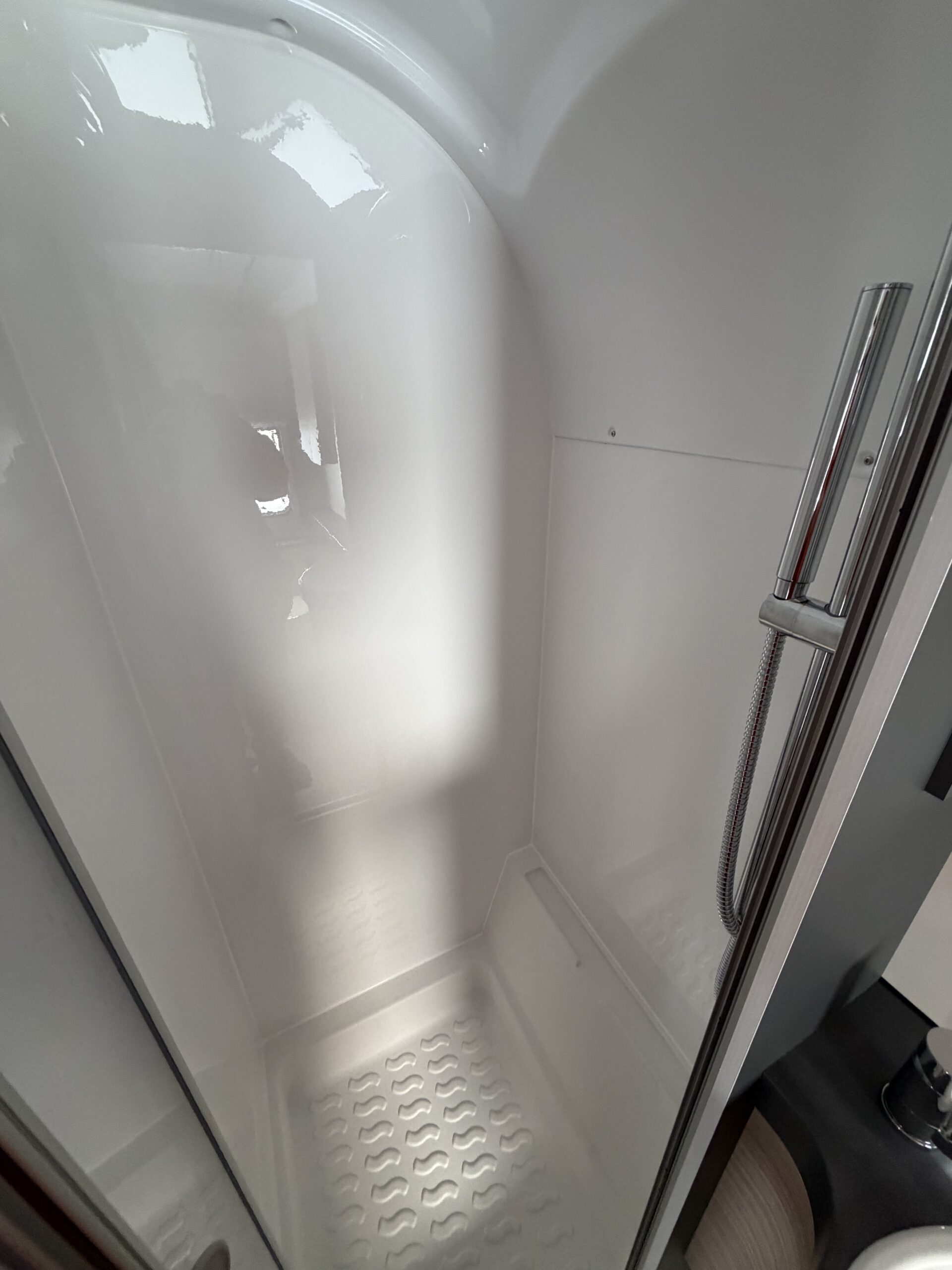 PRZYCZEPA KEMPINGOWA HOBBY MAXIA 660 WQM