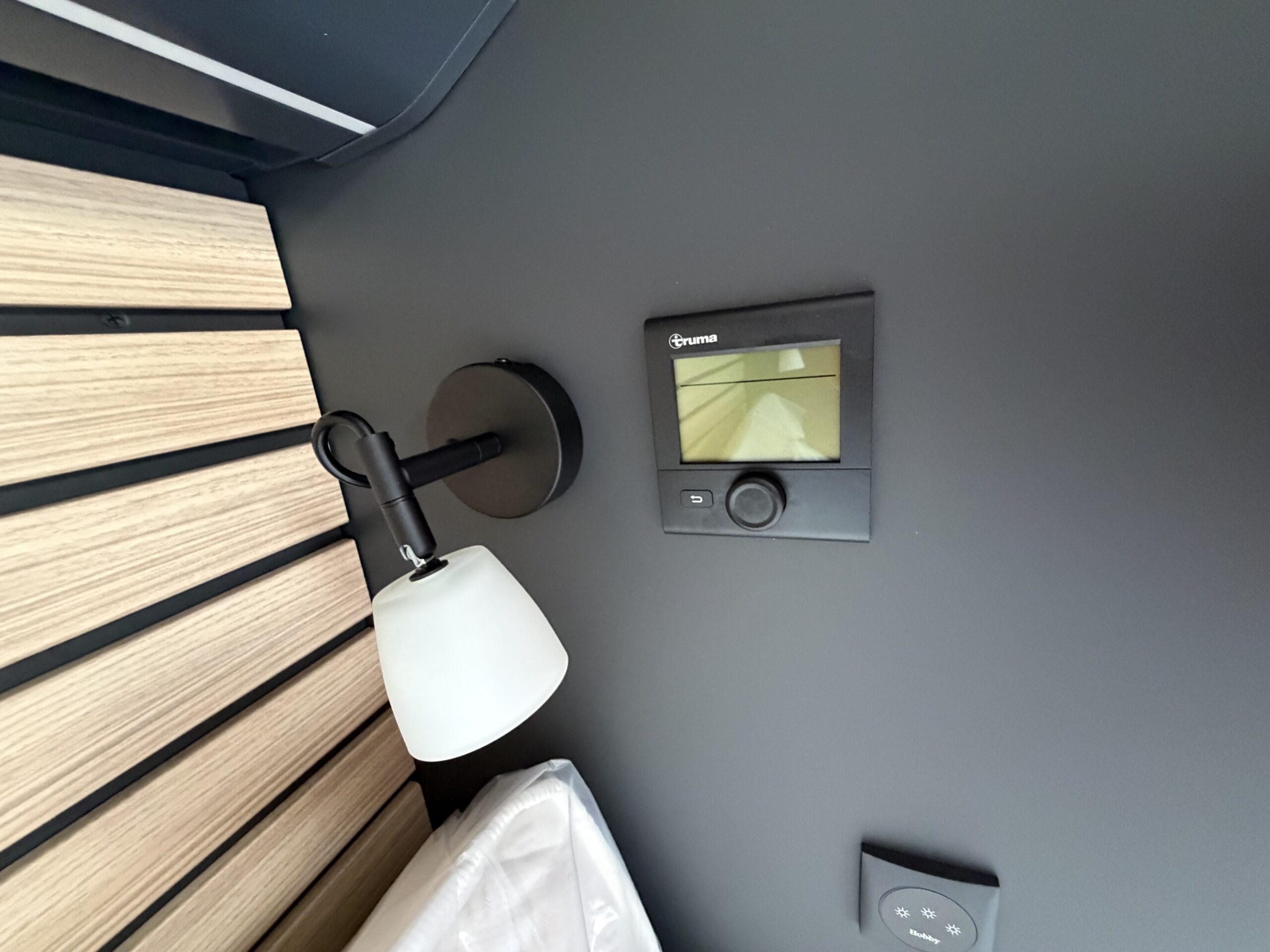 PRZYCZEPA KEMPINGOWA HOBBY MAXIA 660 WQM