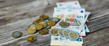 Czy karawaning naprawdę pozwala oszczędzać na podróżach?